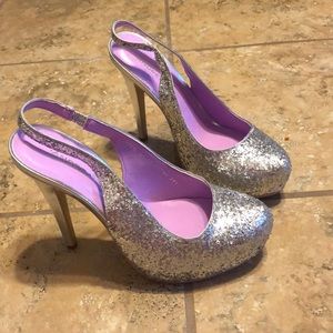 Andrea silver heels
